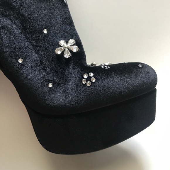 NEW NWT Rhinestone Embellished Platform Heeled Ankle Boots. Black. Size 9-9.5 - Picture 9 of 9